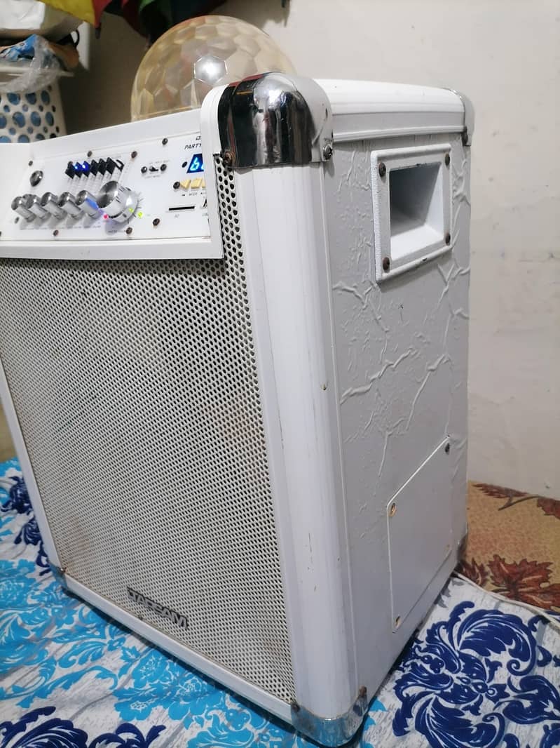 speaker 10 ich 4