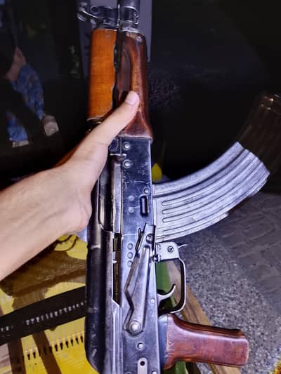 Ak47.