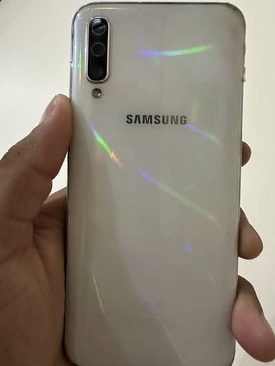 Samsung Mobile A50