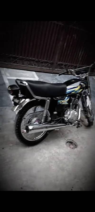 Honda for sale location Lahore thokr