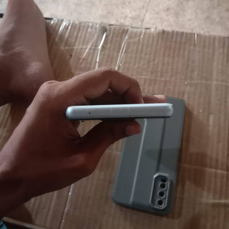 Google Pixel 7a 5