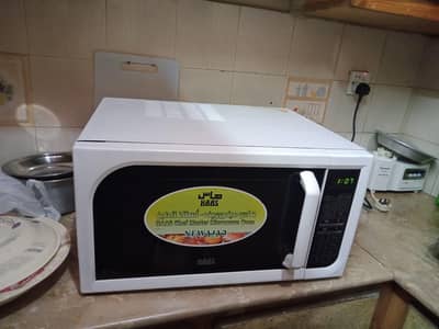 Microwave oven