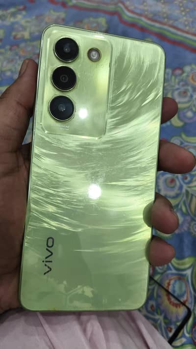 Vivo Y100