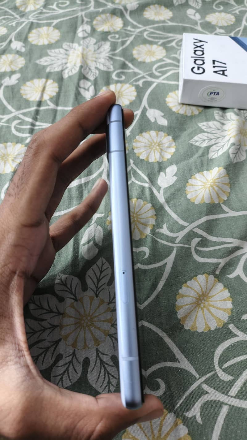 Google Pixel 7a 2
