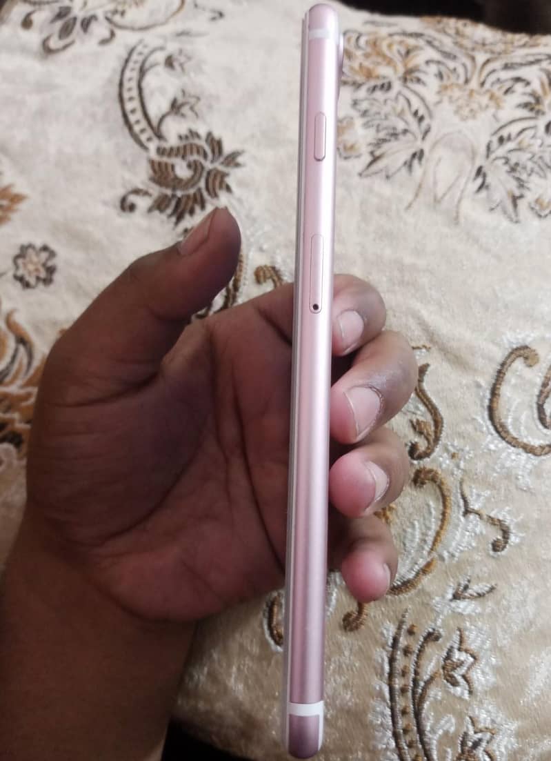 iphone 7plus 4