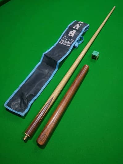 Professional Snooker Cue for Sale with / Pouch / Chalk/ Tip