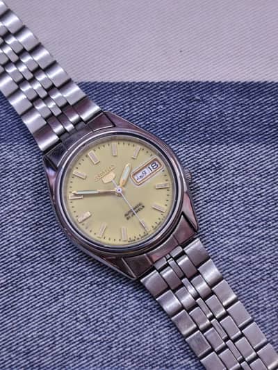 Seiko 5 21 jewels 7s26 super luminous dial