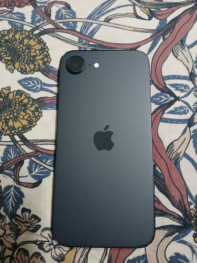Apple iPhone 16e 128gb jv