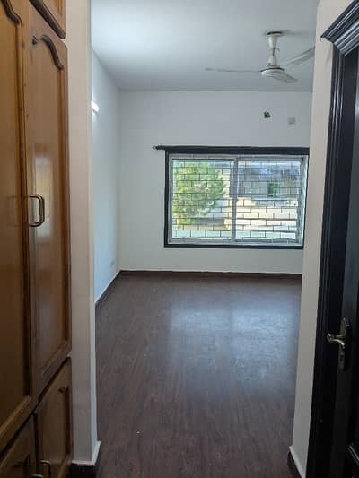 12 Marla (40*80) Upper Portion Available For Rent In G15 Islamabad