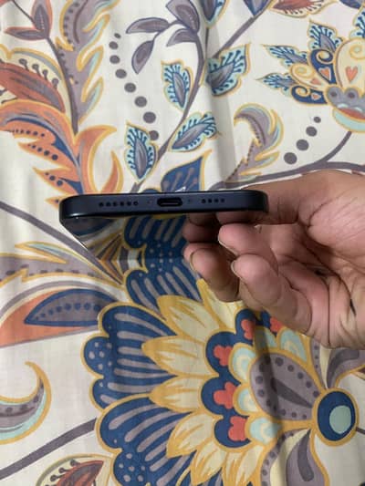 Apple iPhone 15 plus