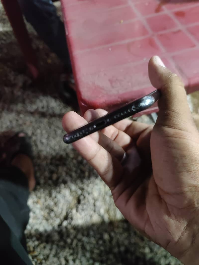 Apple iPhone 7 4