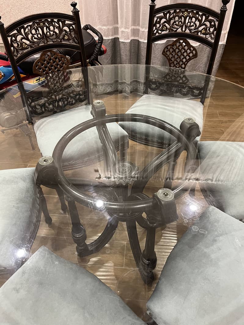 Dining table with chairs 1