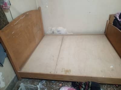 HabittQueen Size Wooden Bed Frame for Sale (Without Mattress)