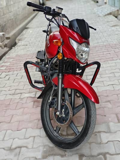 Suzuki GR 150.