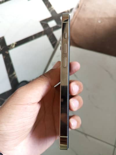 Apple iPhone 14 Pro