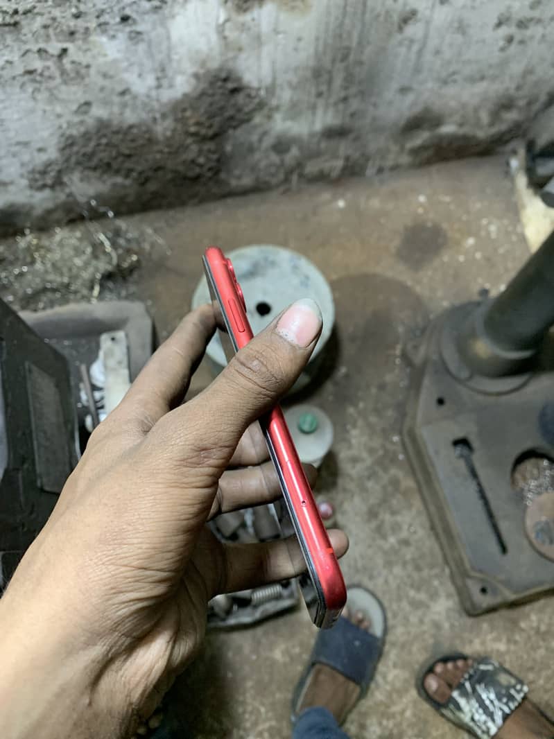 Apple iPhone 11 Azadi offer ajo frnd 0