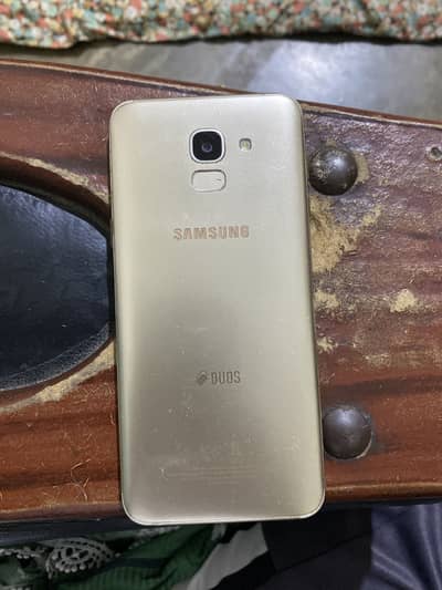 Samsung j6