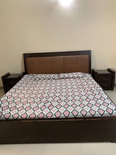 bed set with side tables, 3 portion almari and dressing table