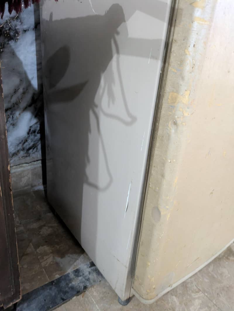 Dawlance fridge 3