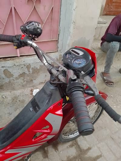 Scooty bike company crown