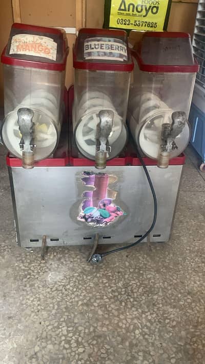Desserts Chillers and slush machine