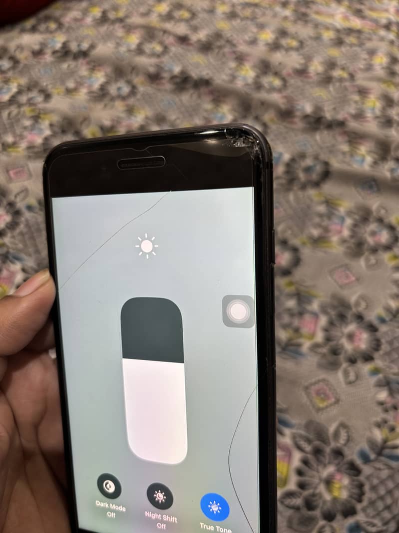 Apple iPhone 8 Plus 2