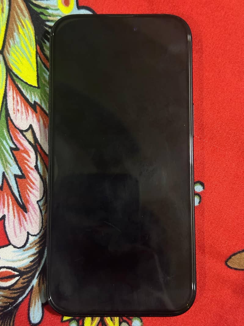 Apple iPhone 15 4