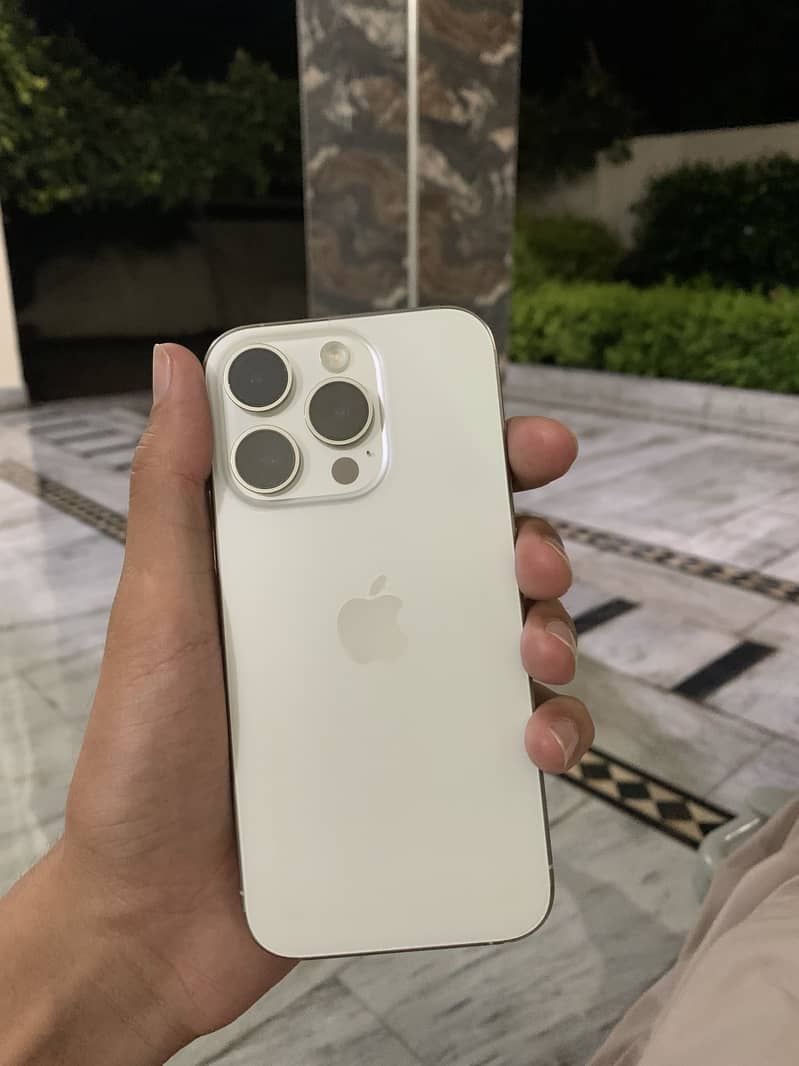 Apple iPhone 15 Pro 5