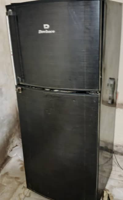 I want to sale Dawlance fridge arjent for sale