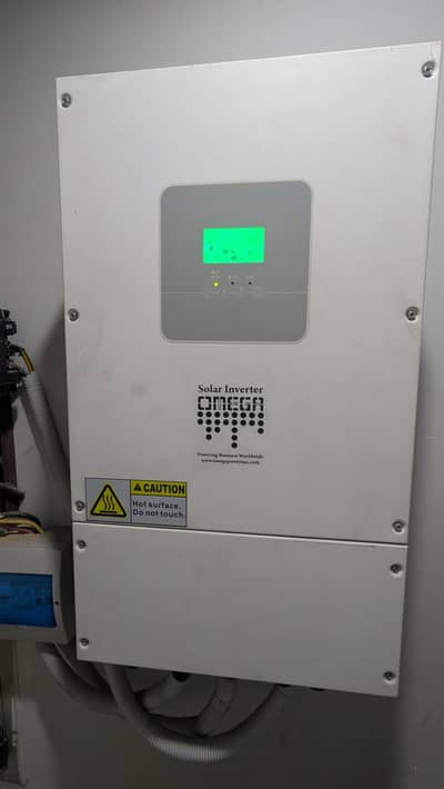 omega infini VII hybrid 5kw + Huawei 100AH battery