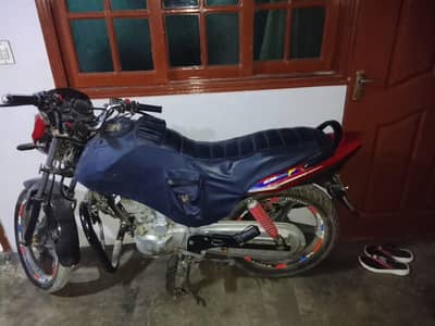 Honda CB125F