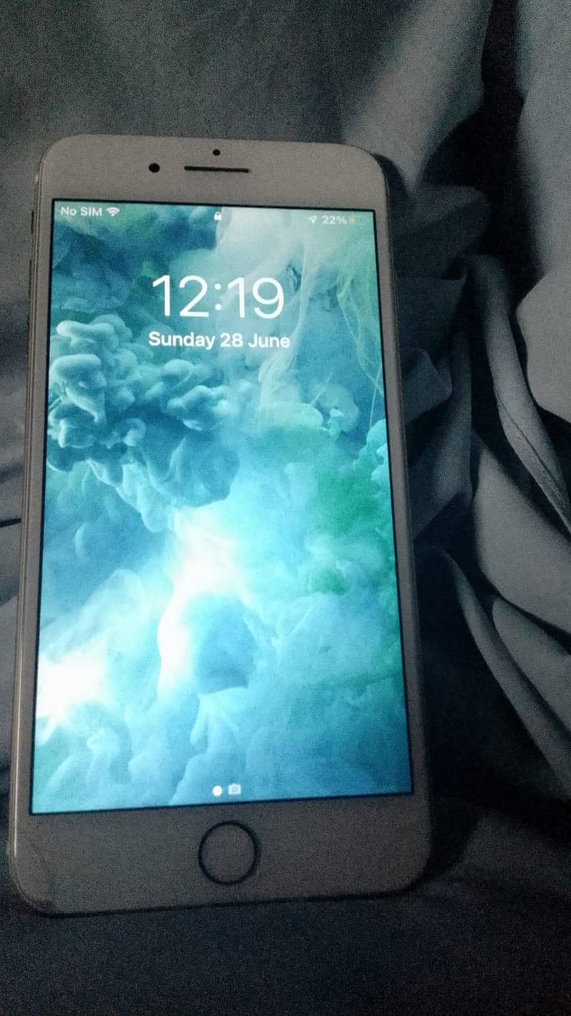 Apple iPhone 7 Plus 1