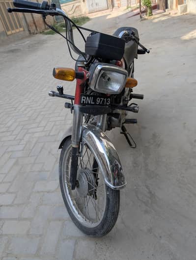 Honda CD 70 (Model 2000)