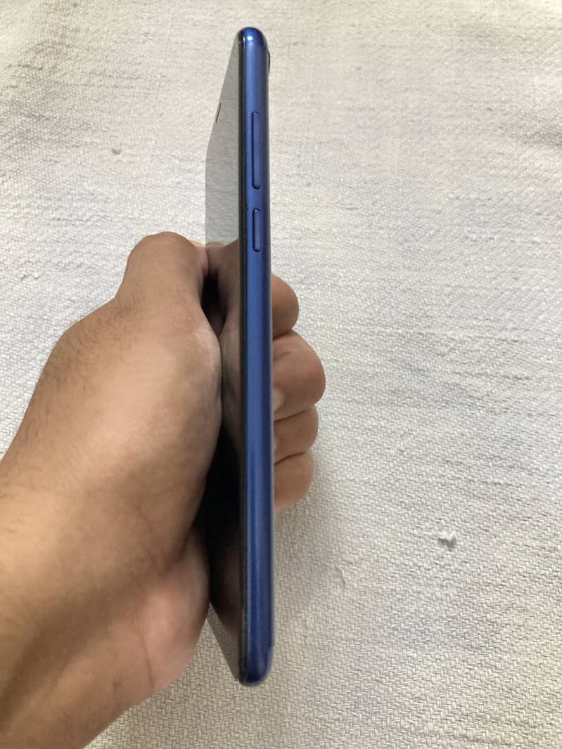 Honor 7C 4