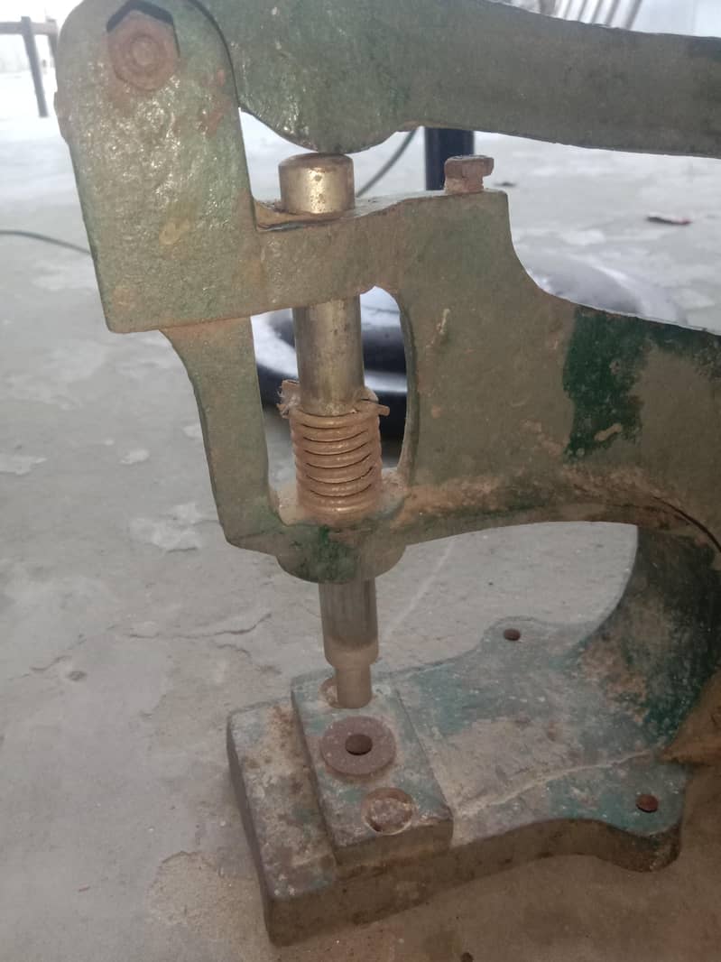 button bnany wali machine 1