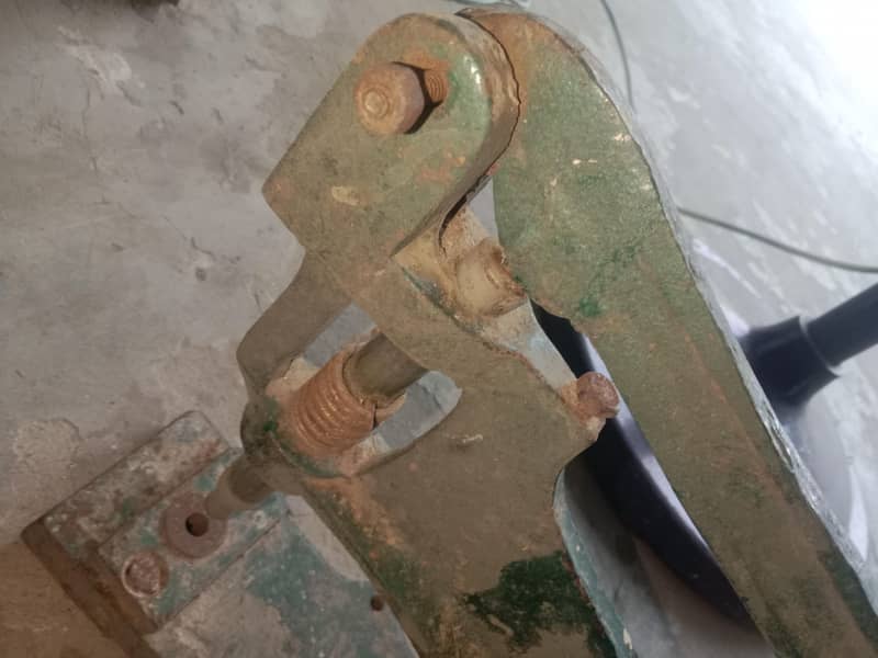 button bnany wali machine 2
