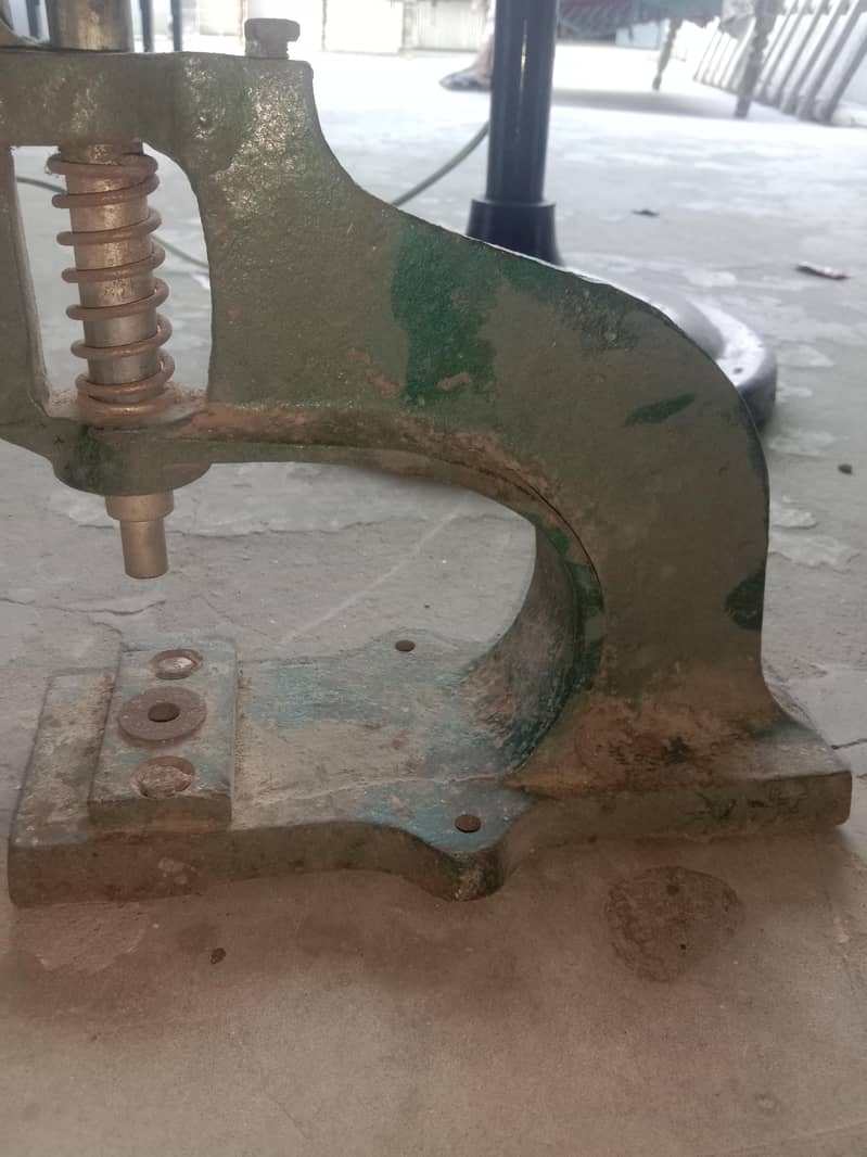 button bnany wali machine 4