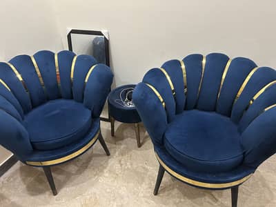Bed set and chairs
