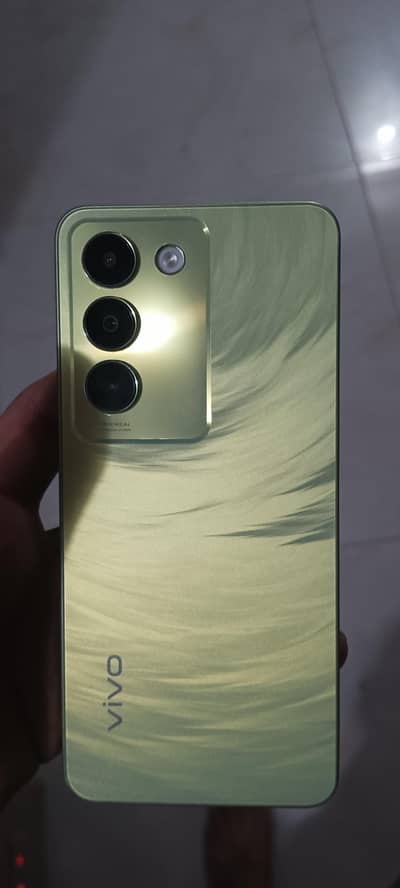 Vivo Y100