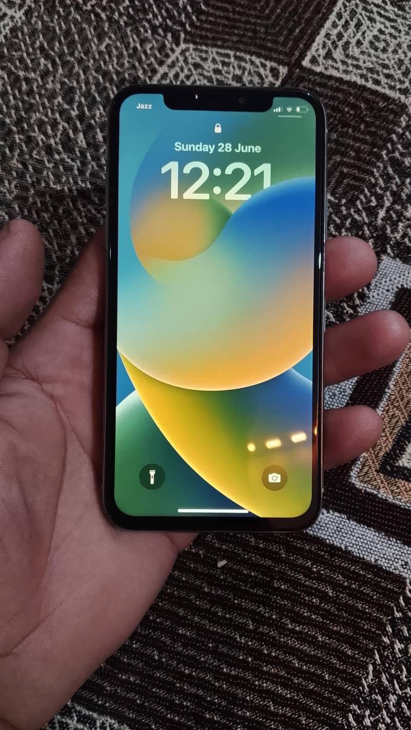 Apple iPhone X 0