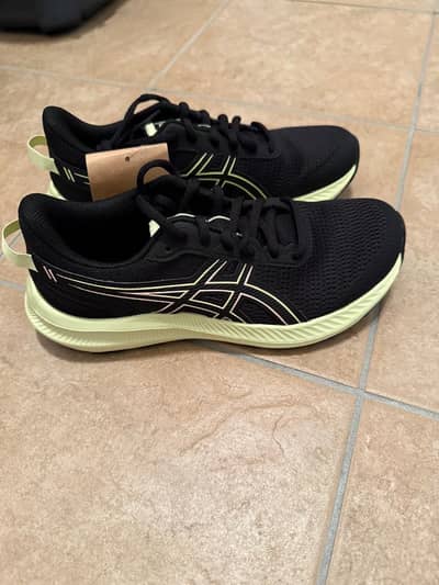 Asics Joggers