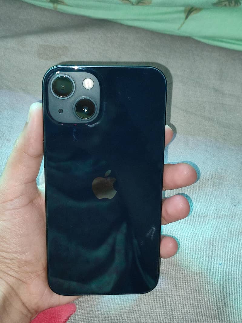 Apple iPhone 13 1