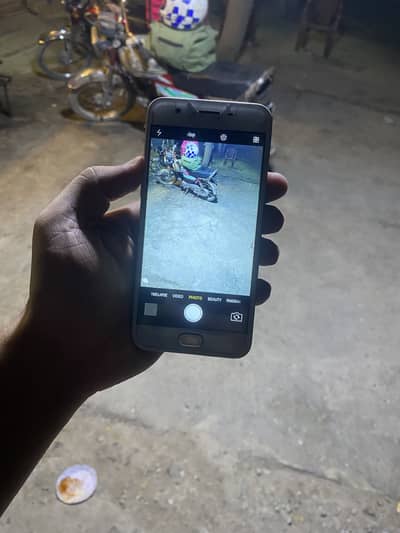 OPPO A57