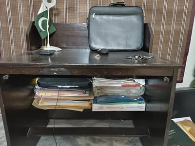 Desk/Writing Table for Students