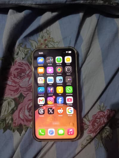 Apple iPhone 13 JV + Charger and cable