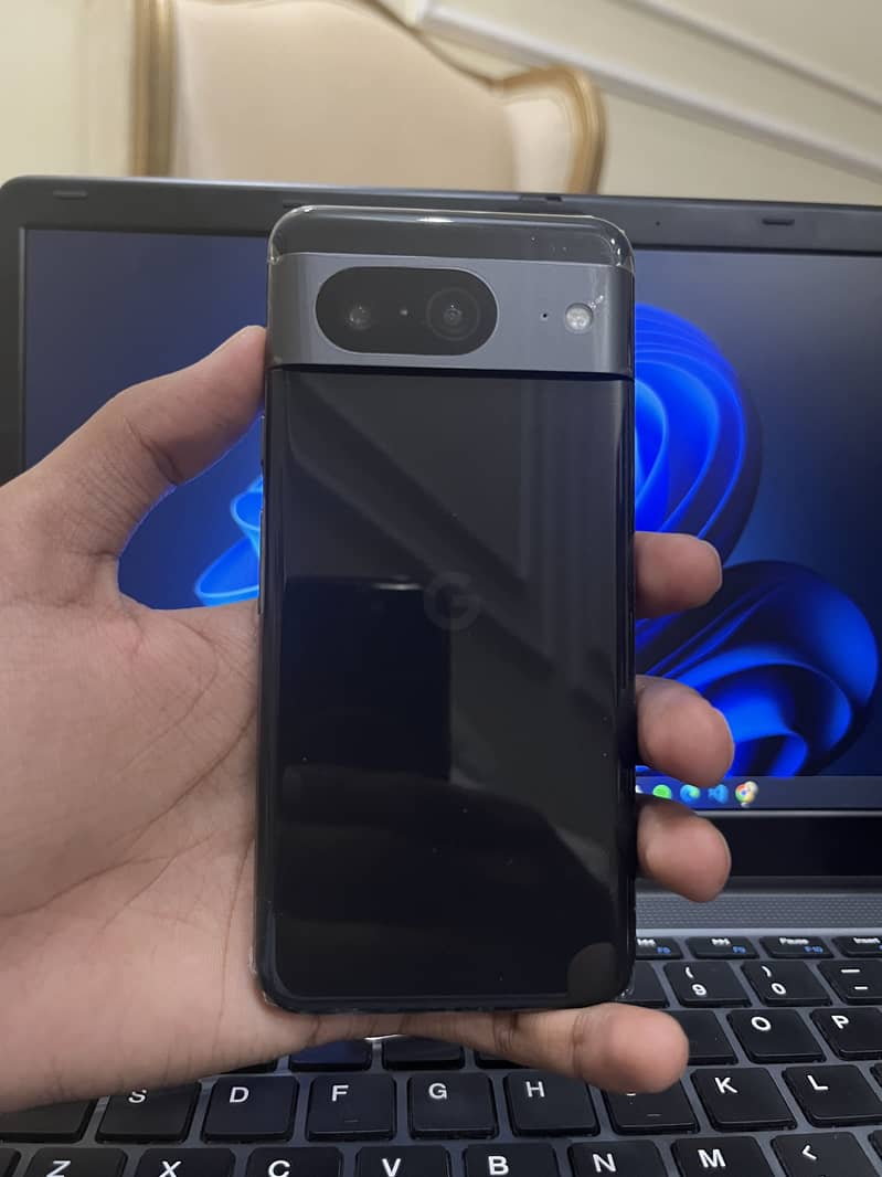 Google Pixel 8 1