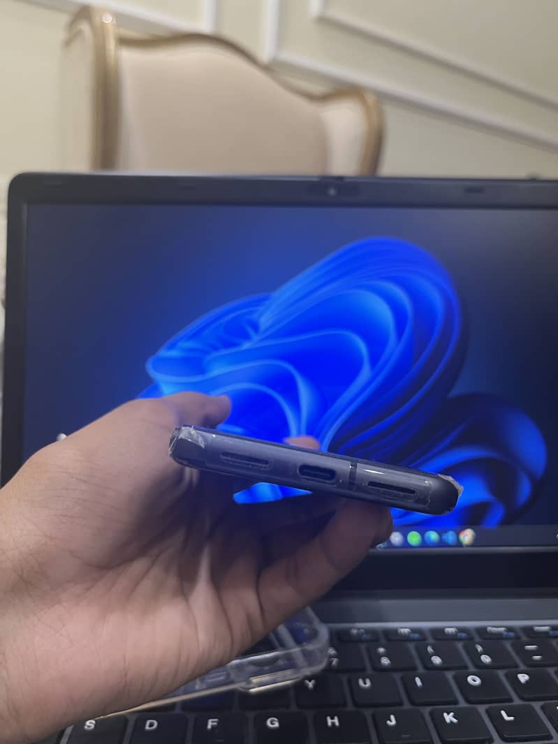 Google Pixel 8 3