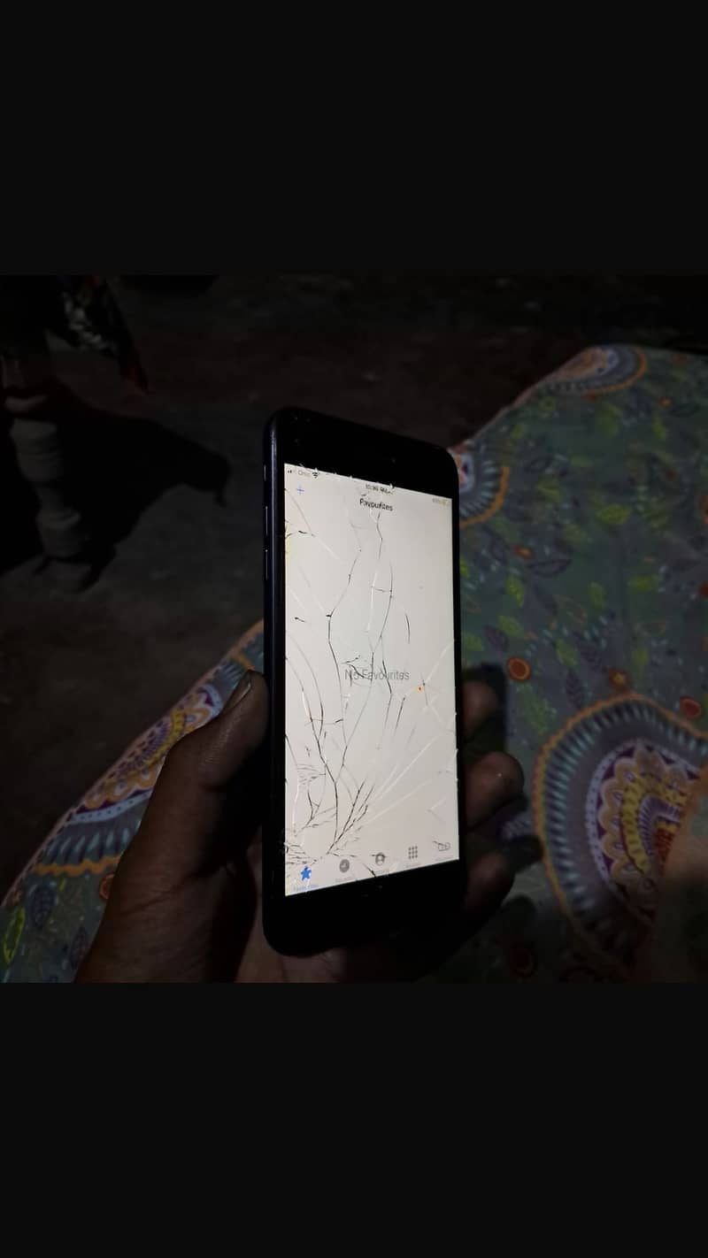 Apple iPhone 7 Plus 4