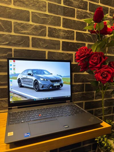 Lenovo ThinkPad P16 | Intel Core i7-12800HX | 32GB DDR5 | 1TB NVMe SSD