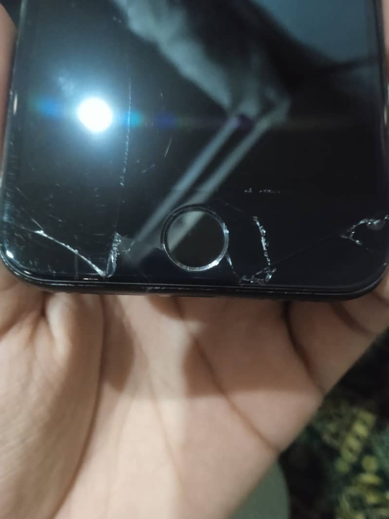 Apple iPhone 8 NON PTA 64GB URGENT SALE 16